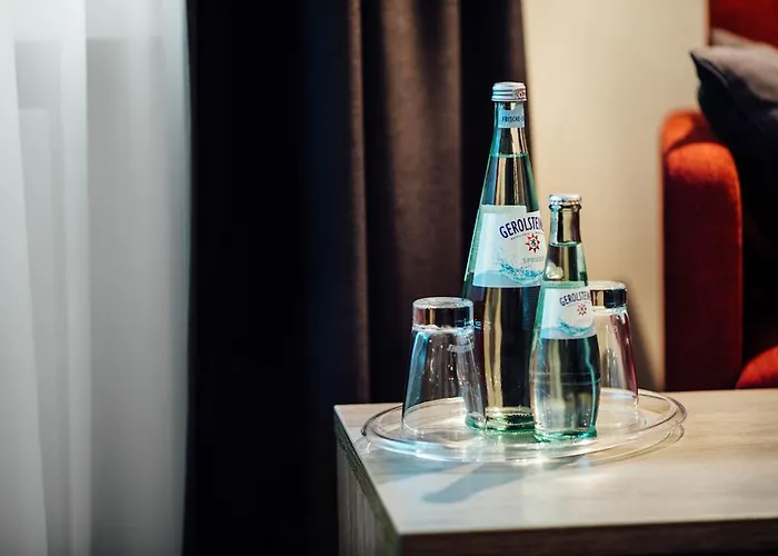 Hotel Schmachtendorf 4*